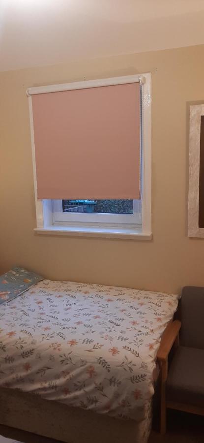 Delightful Home Stay - Double Ensuiteroom. Γλασκώβη Εξωτερικό φωτογραφία